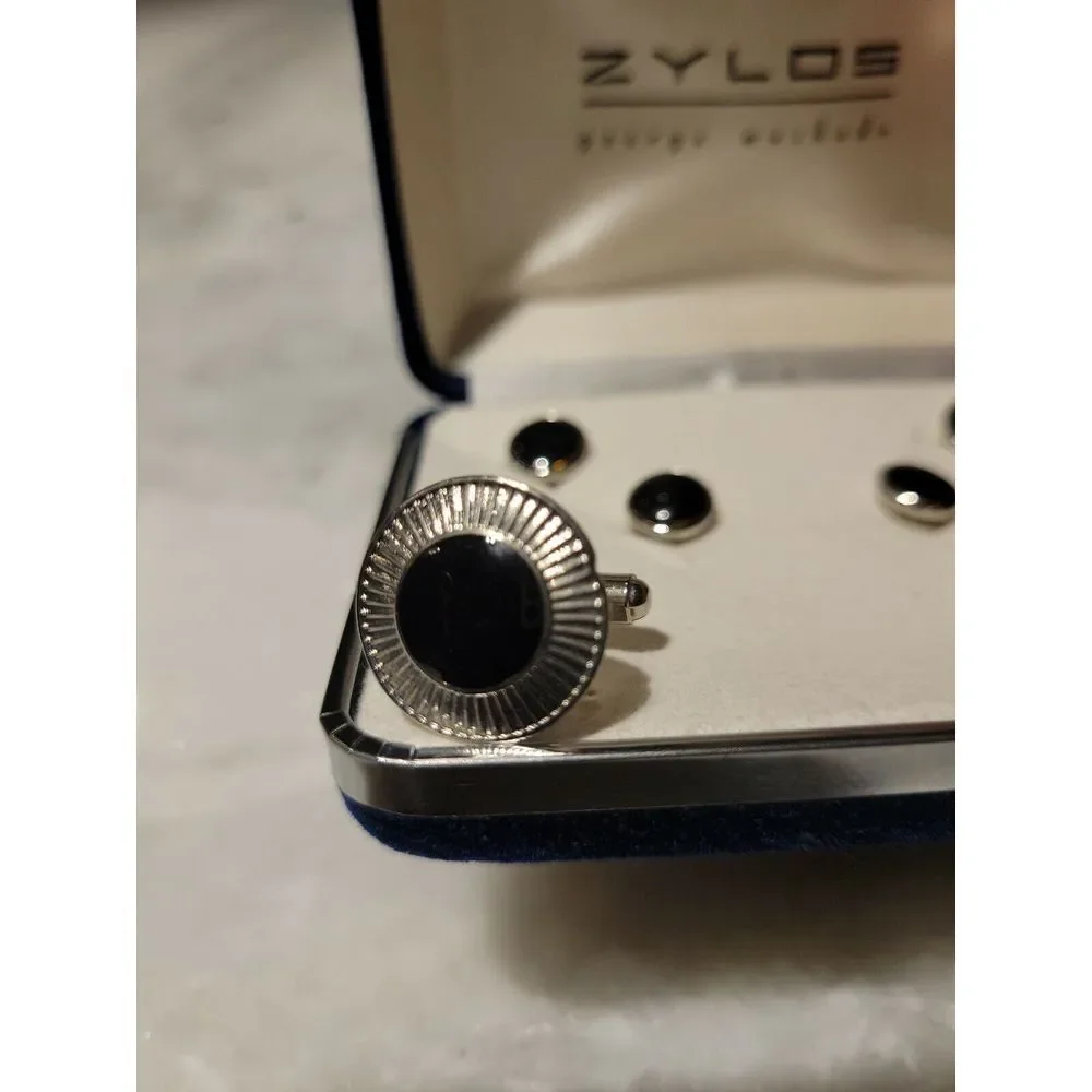 VINTAGE ZYLOS GEORGE MACHADO SILVER TONE & ONYX‎ CUFF LINKS SET